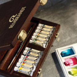 Rembrandt set of watercolor 12 tubes wooden case