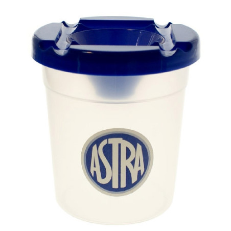 Astra mug with lock spill