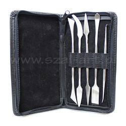 Set of 5 plaster tools in a case - art store - craze for plastics