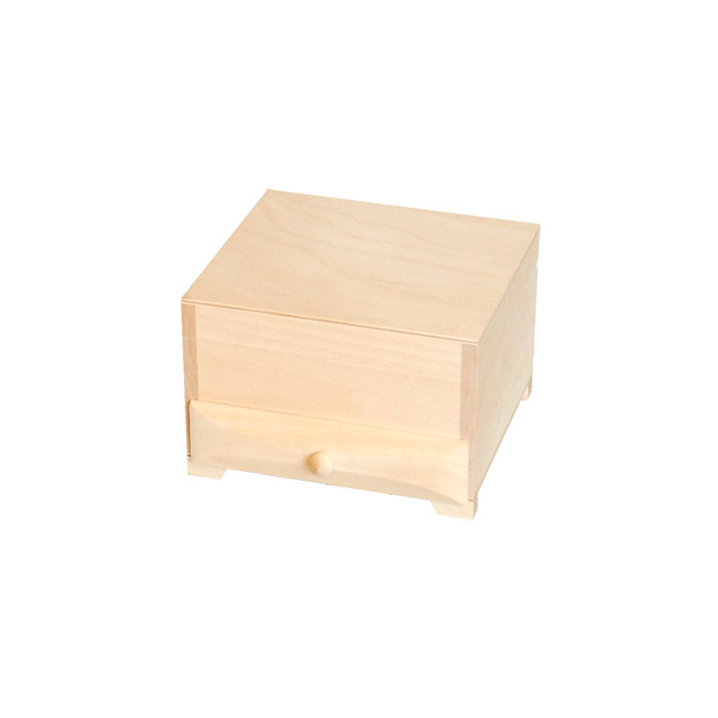 Wooden chest of drawers with a mirror 17x15cm