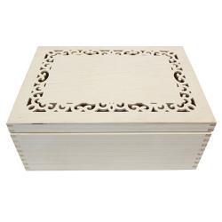 Wooden box with an openwork decor on the lid