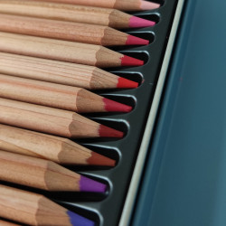 Renesans natural set of 48 artistic crayons in a metal case