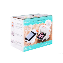 DP Craft cutting and embossing machine