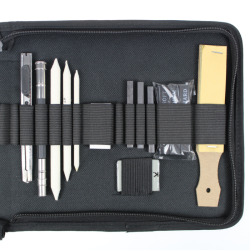 Kalour 12 pencils set of 32 elements in a case