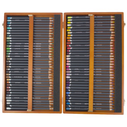 Derwent procolor set of colored pencils 72pcs wooden case