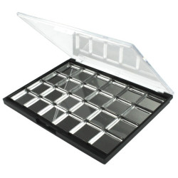 Renesans magnetic watercolor palette with 24 containers